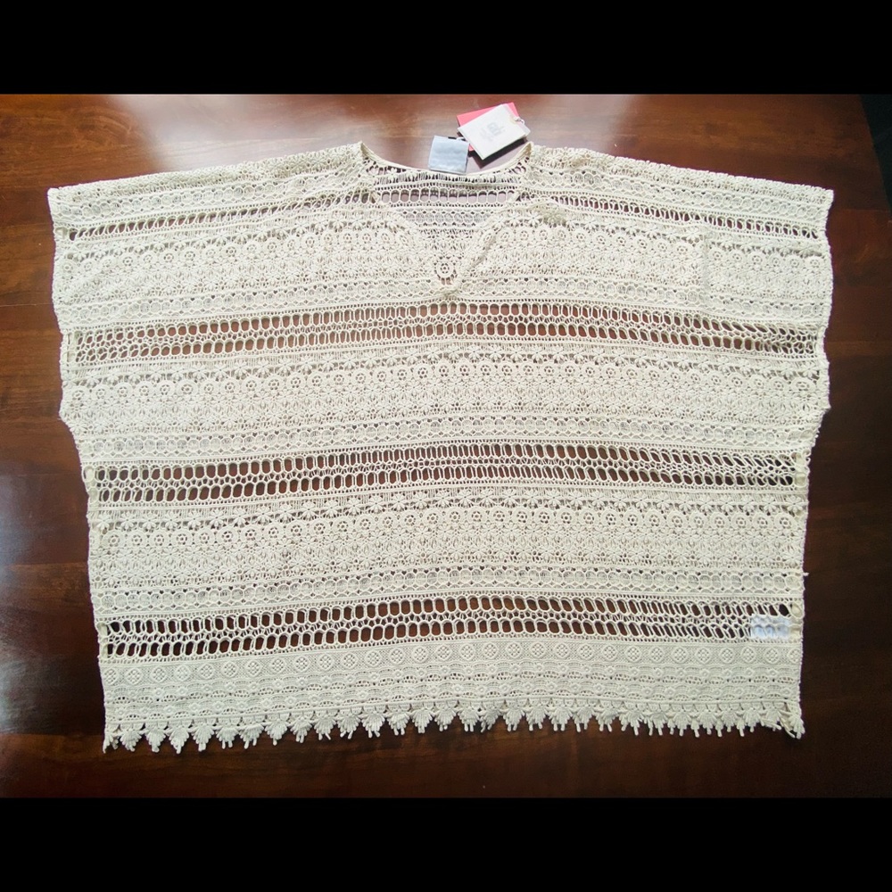 NWT CAbi Capri Crochet Top #5026 - Picture 2 of 5